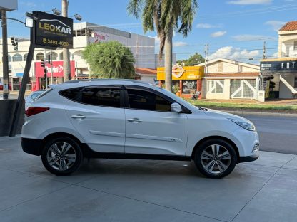 HYUNDAI- IX35 2.0 GL 2016 - Image 4
