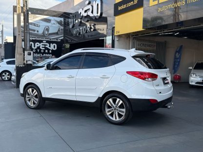 HYUNDAI- IX35 2.0 GL 2016 - Image 7