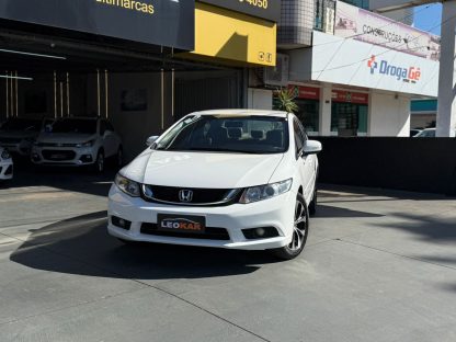 HONDA- Civic 2.0 LXR 2015