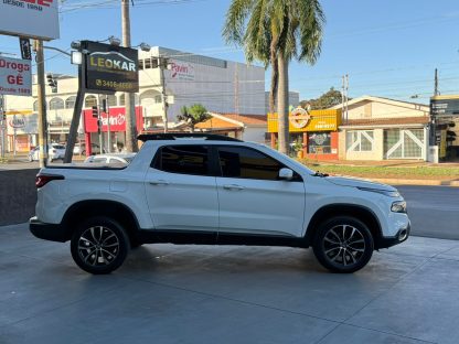 FIAT- Toro 1.8 Freedom 2021 - Image 4