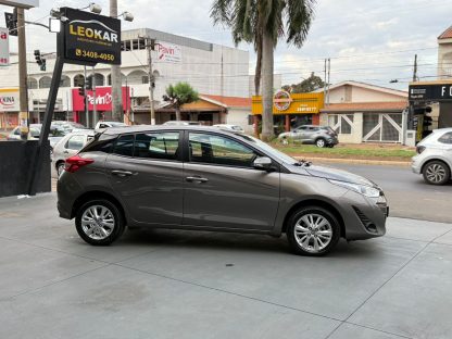 TOYOTA- Yaris 1.3 XL Automático 2019 - Image 4