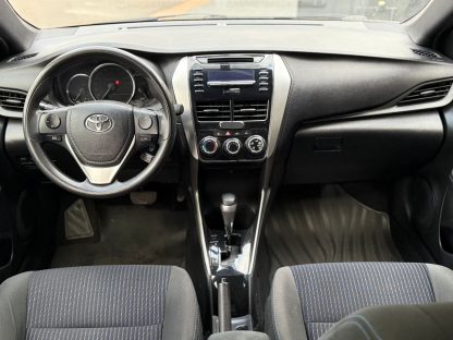 TOYOTA- Yaris 1.3 XL Automático 2019 - Image 9