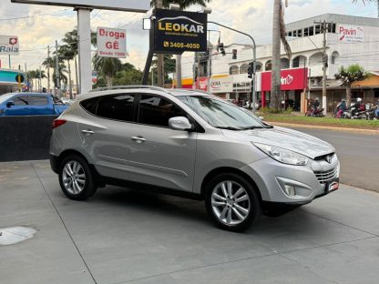 HYUNDAI- IX35 2.0 GL 2014 - Image 3