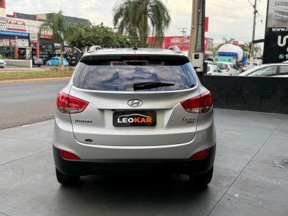 HYUNDAI- IX35 2.0 GL 2014 - Image 6
