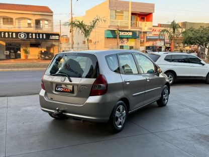 HONDA- Fit 1.4 LX 2006 - Image 5