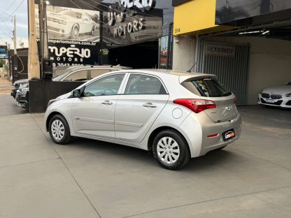 HYUNDAI- HB20 1.0 Comfort Plus 2015 - Image 7