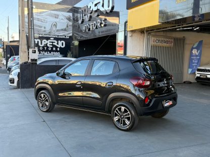 Renault- Kwid 1.0 Intense 2024 - Image 7
