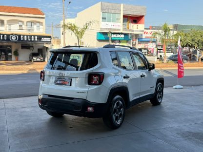 JEEP- Renegade 1.8 Sport 2016 - Imagem 5
