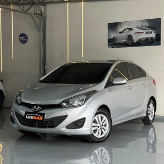 HYUNDAI- HB20s 1.6 Comfort Plus Automático 2015